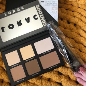 LORAC PRO Contour Palette with Contour Brush